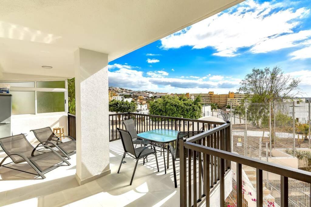 Modern Apartment In Parque Royal I, Playa Fanabe أذيخي المظهر الخارجي الصورة