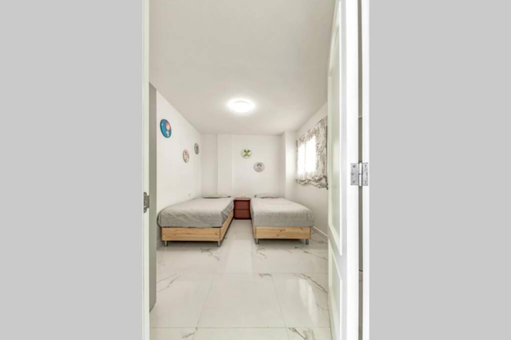 Modern Apartment In Parque Royal I, Playa Fanabe أذيخي المظهر الخارجي الصورة