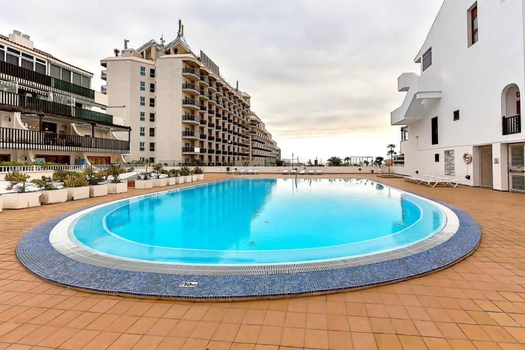 Modern Apartment In Parque Royal I, Playa Fanabe أذيخي المظهر الخارجي الصورة