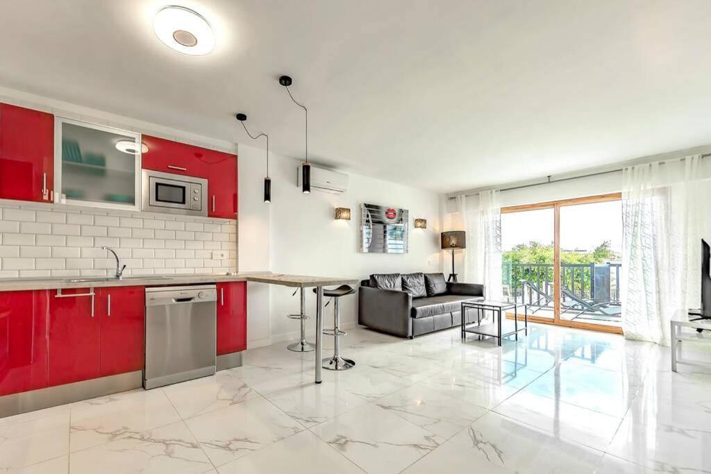 Modern Apartment In Parque Royal I, Playa Fanabe أذيخي المظهر الخارجي الصورة