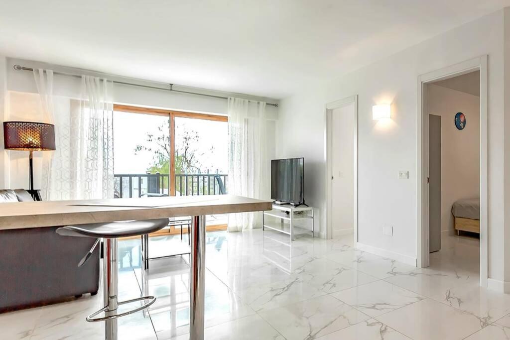 Modern Apartment In Parque Royal I, Playa Fanabe أذيخي المظهر الخارجي الصورة