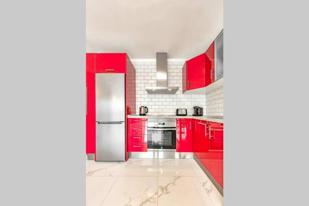 Modern Apartment In Parque Royal I, Playa Fanabe أذيخي المظهر الخارجي الصورة