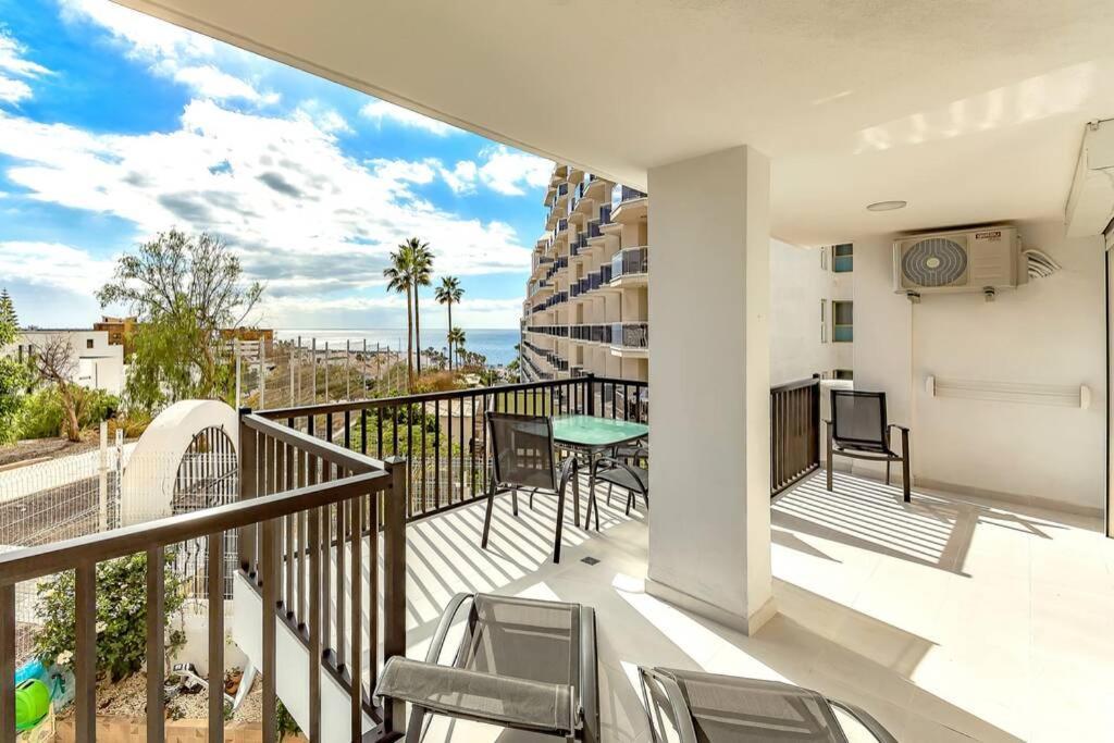 Modern Apartment In Parque Royal I, Playa Fanabe أذيخي المظهر الخارجي الصورة