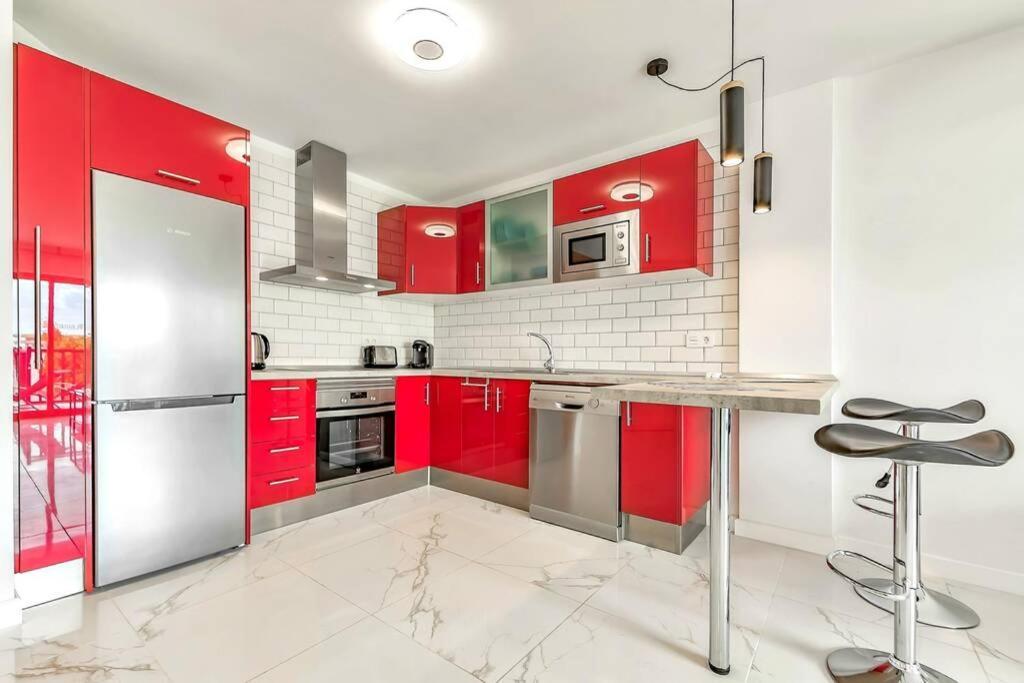 Modern Apartment In Parque Royal I, Playa Fanabe أذيخي المظهر الخارجي الصورة